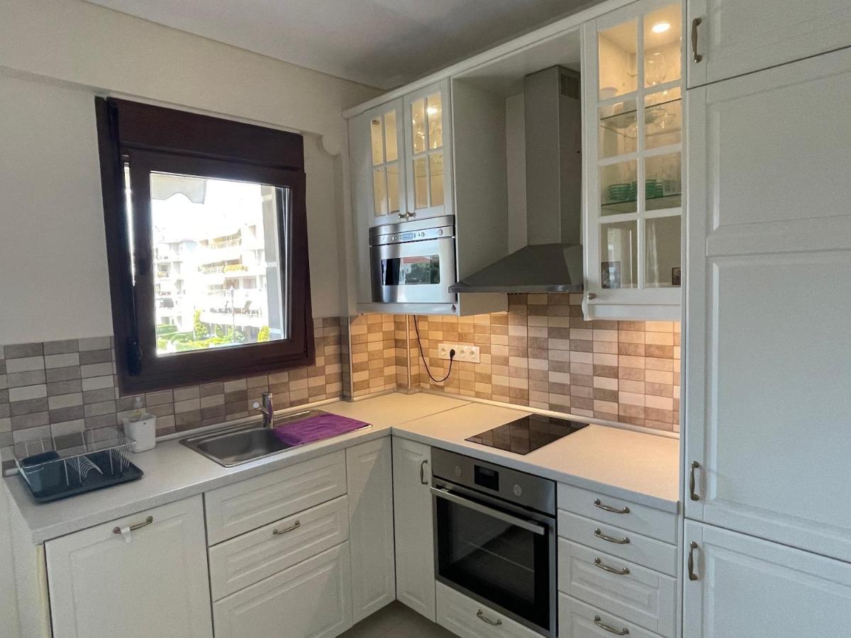 Luxury And Sunny Apartment 250 Mts From The Beach!! Peraía エクステリア 写真