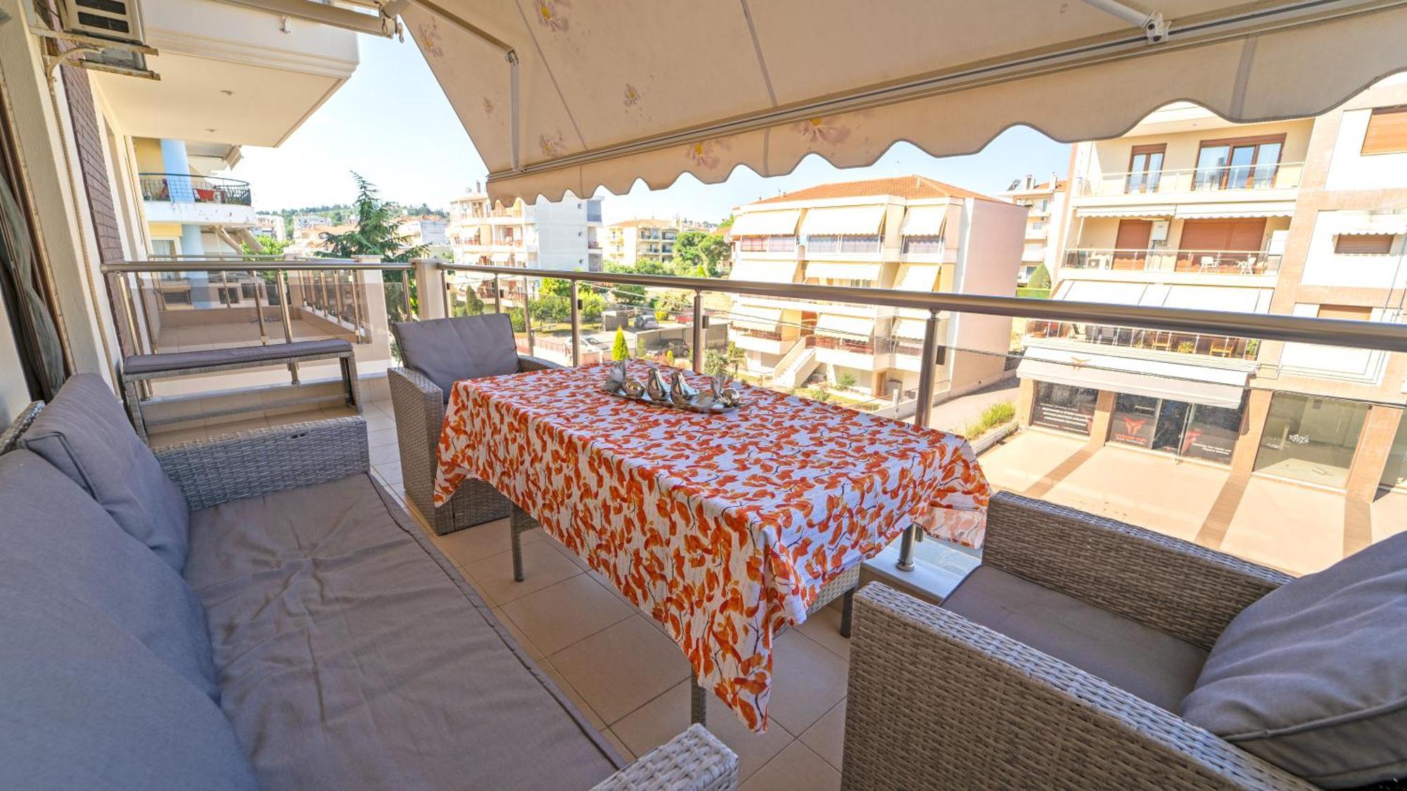 Luxury And Sunny Apartment 250 Mts From The Beach!! Peraía エクステリア 写真
