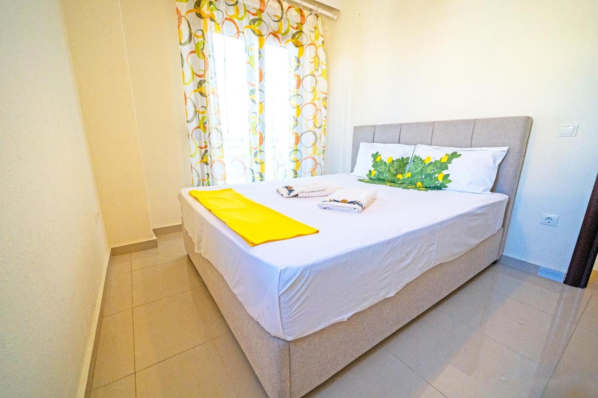 Luxury And Sunny Apartment 250 Mts From The Beach!! Peraía エクステリア 写真